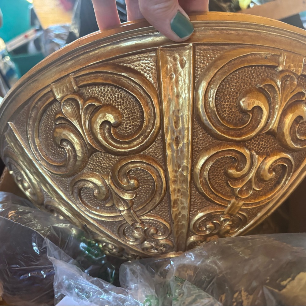 Vintage Ornate Gold Wall Sconce Accent